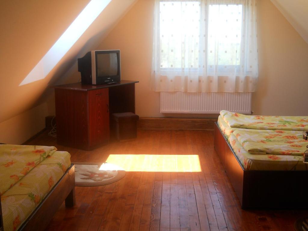 Pensiunea Roua Muntilor Sîmbăta de Sus Habitación foto